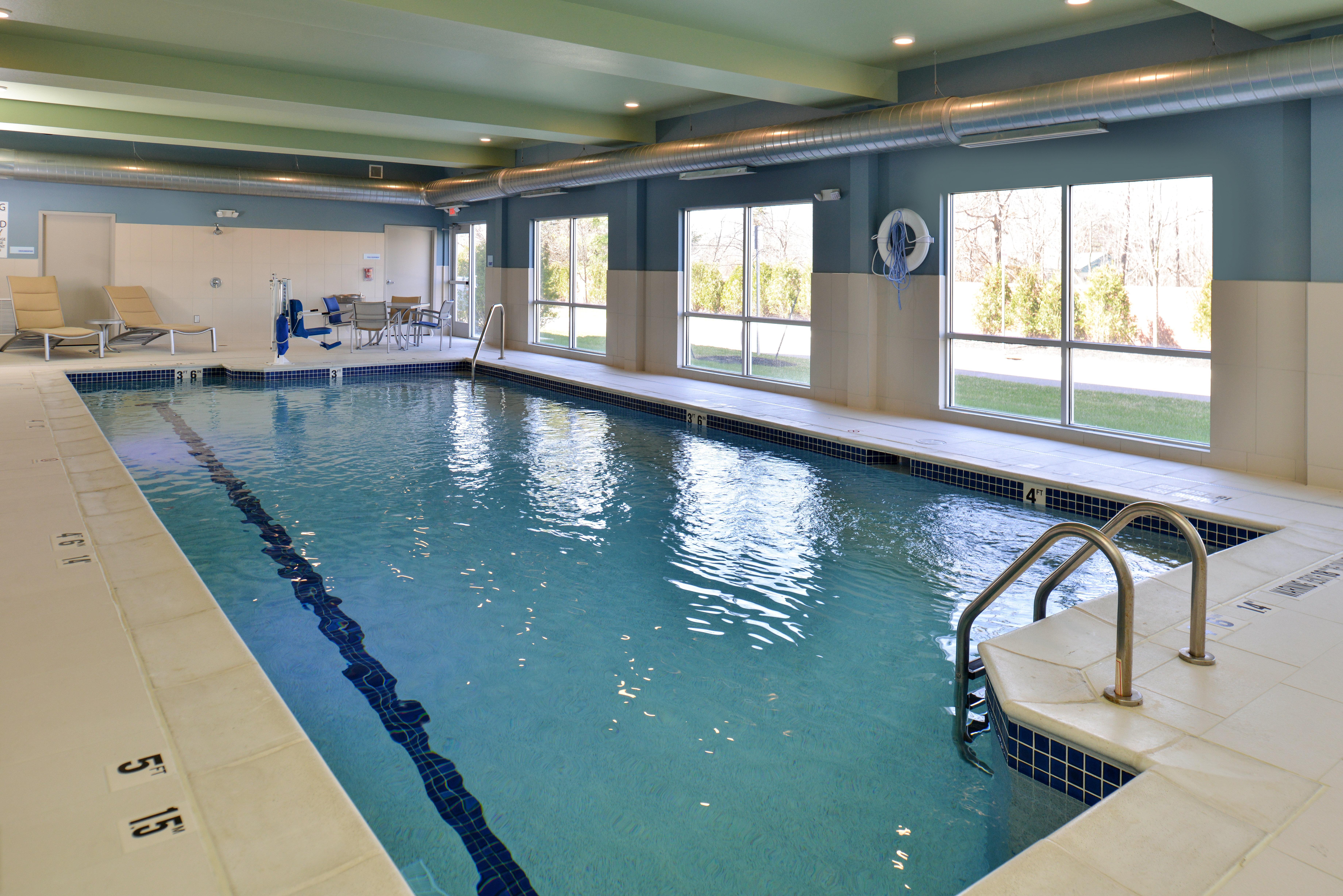 Holiday Inn Express & Suites Farmington Hills - Detroit By Ihg Kültér fotó